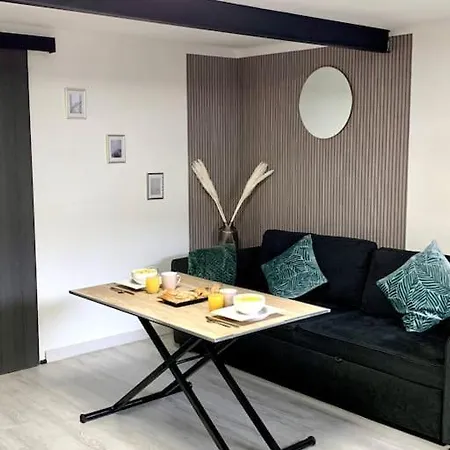 Jolie Et Agreable Proche Des Plages Et De L Espagne דירה *