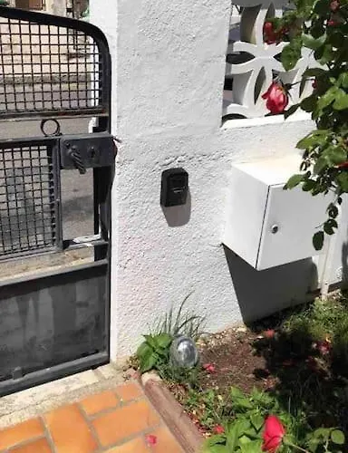 דירה Jolie Et Agreable Proche Des Plages Et De L Espagne *